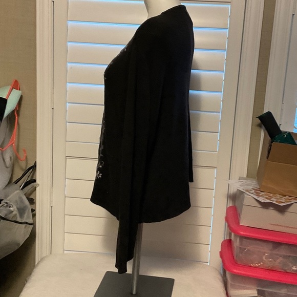 Sag Harbor Black Cardigan with White Floral Embroidery - Picture 6 of 8